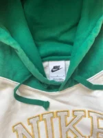 Nike Hoodie Center Swoosh | Retro College Style | Größe L | Creme/Grün | Spellout Pullover Y2K – Bild 5